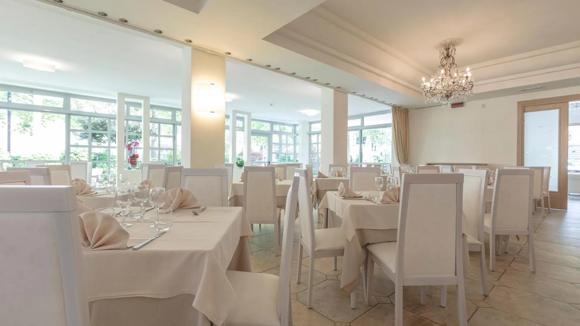 Hotel Athena Cervia