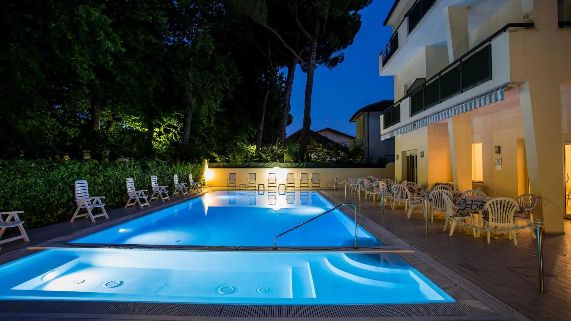 ***  Hotel Athena Cervia Italien