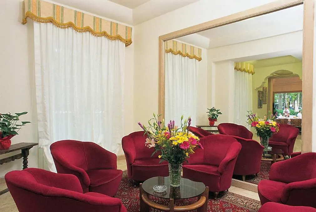 Hotel Athena Cervia 3*,